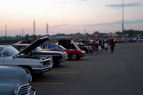 Silverdome Drive-In Theatre - Car Show (newer photo)